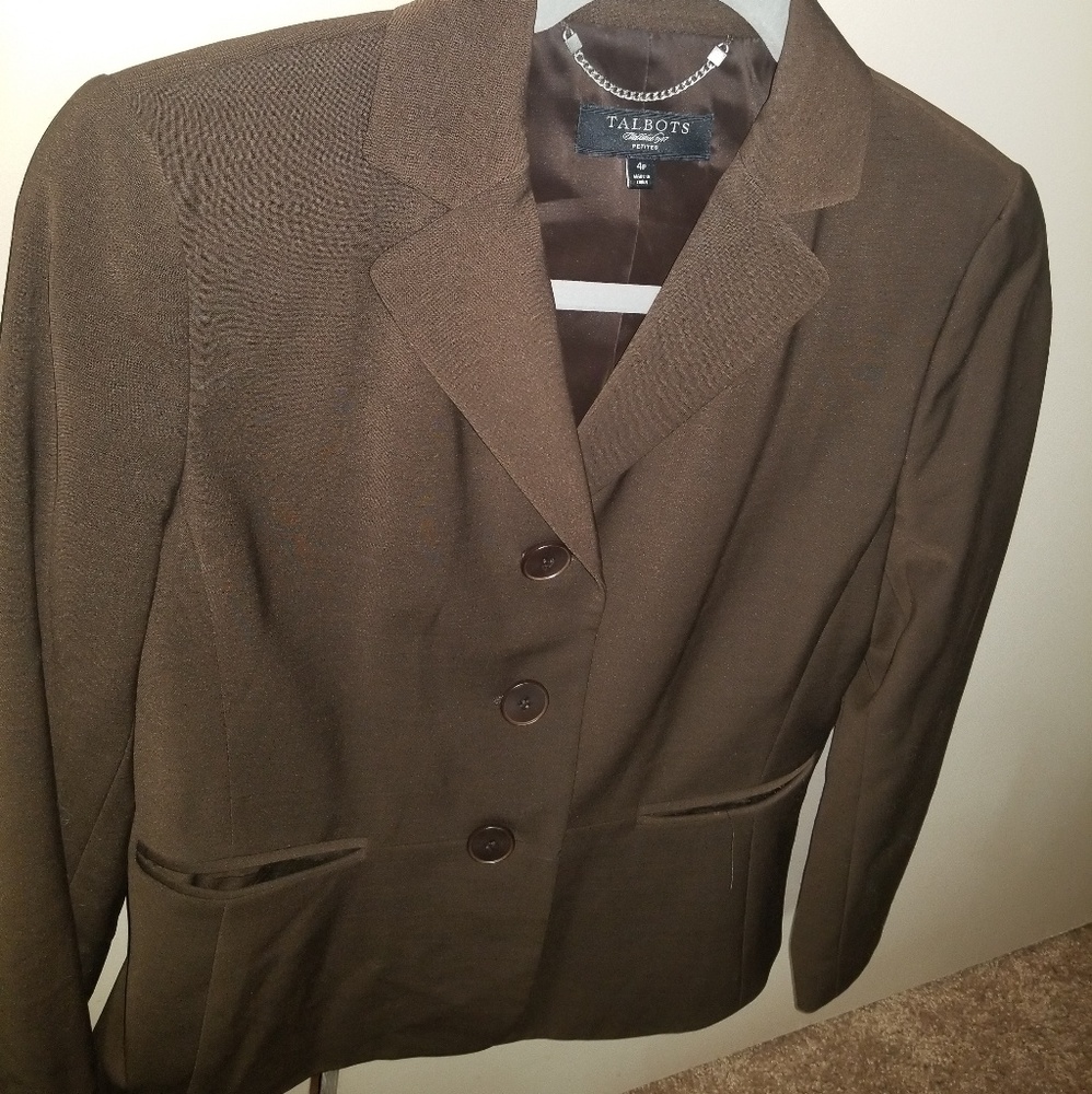 Blazer - Picture 3 of 5